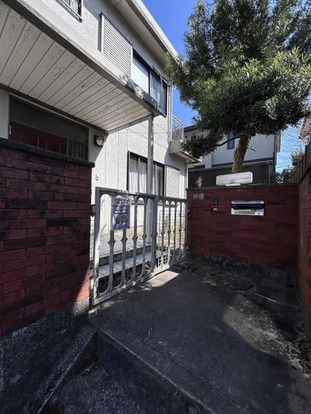 川西市湯山台2丁目 中古一戸建て 4LDK 1,349万円 - Image 1