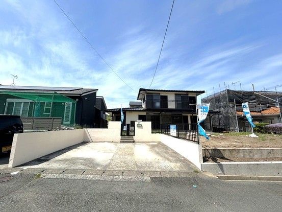 Renovated 4SLDK House in Munakata, Fukuoka - 118.39m² - Thumbnail 3