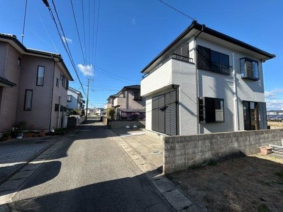 Renovated 4LDK House for Sale in Komatsushima, Tokushima - Thumbnail 3