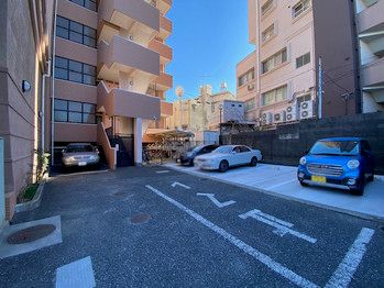 Renovated 3LDK Apartment for Sale Near Matsudo Station - Thumbnail 2