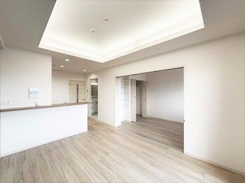 Renovated 3LDK Apartment for Sale Near Matsudo Station - Thumbnail 4