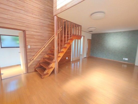 4LDK House for Sale in Kazo, Saitama - 114.48 sqm - Thumbnail 3