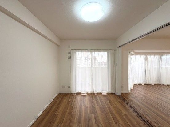 Renovated 3LDK Apartment in Taihaku Ward, Sendai - Thumbnail 2