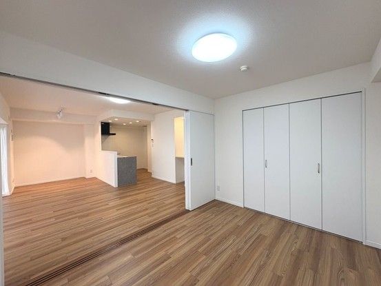 Renovated 3LDK Apartment in Taihaku Ward, Sendai - Thumbnail 3