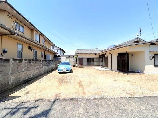 Renovated 3SLDK Single-Story House in Takamatsu, Kagawa - Thumbnail 3