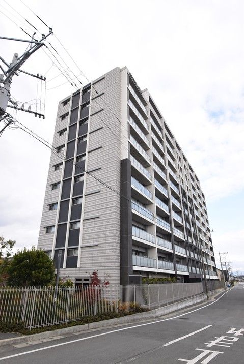 3LDK Apartment for Sale in Kumamoto City, Higashi Ward - Thumbnail 2