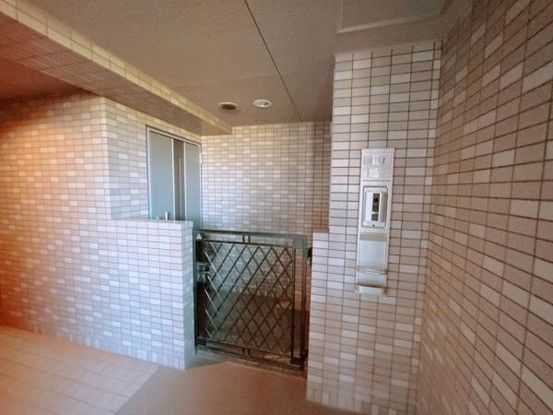 Renovated 3LDK Apartment for Sale in Fukui City, Fukui - Thumbnail 4