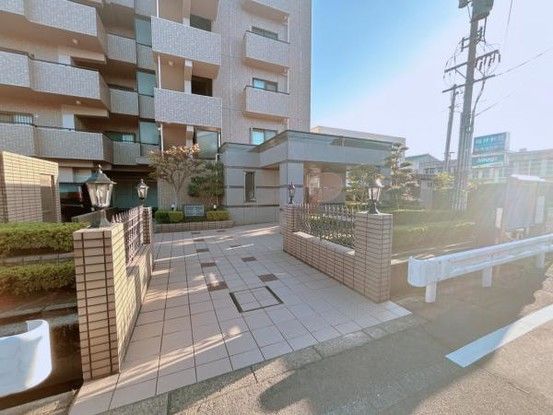 Renovated 3LDK Apartment for Sale in Fukui City, Fukui - Thumbnail 3