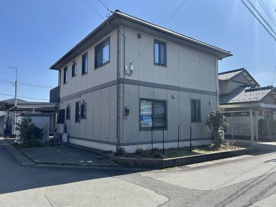 Renovated 6SLDK House in Sabae, Fukui with Detached Workshop - Thumbnail 2