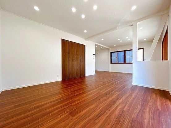 Renovated 5SLDK House in Iwata, Shizuoka - 172.24 sqm - Thumbnail 4