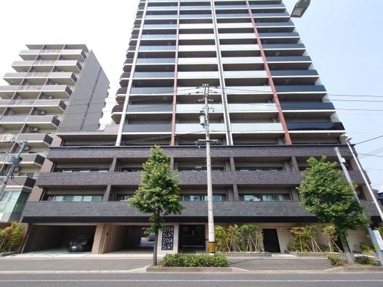 3LDK Apartment for Sale in Nishi-ku, Hiroshima City - Thumbnail 3