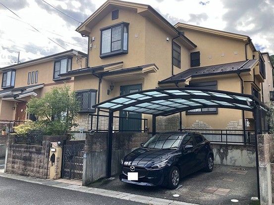 Renovated 4LDK House in Otsu, Shiga with Garden and Parking - Image 1