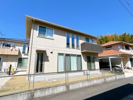 4SLDK House for Sale in Miyazaki City, Miyazaki Prefecture - Thumbnail 2