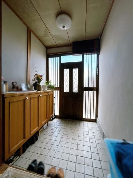 7K Mixed-Use Building for Sale in Higashikagawa, Kagawa - Image 1