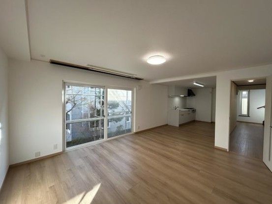 Renovated 3SLDK House in Aomori with 4 Parking Spaces - Thumbnail 4