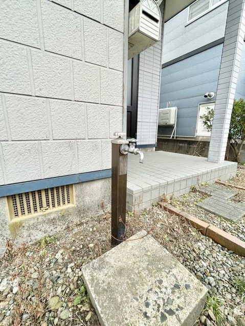 Renovated 3LDK House in Akita City with Garden and Parking - Thumbnail 3