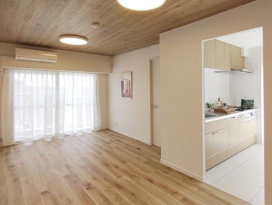 Renovated 4LDK Apartment 80.55 sqm in Samukawa, Kanagawa - Thumbnail 3