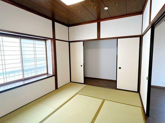 6LDK Detached House for Sale in Takaoka, Toyama - Thumbnail 4