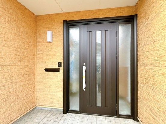 6LDK Detached House for Sale in Takaoka, Toyama - Thumbnail 2