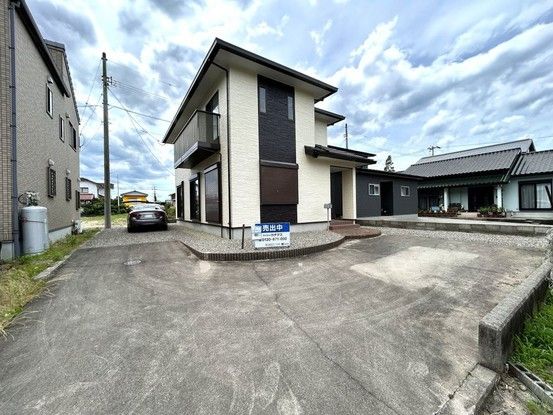 Renovated 4LDK House in Niihama, Ehime - 120.06 sqm - Thumbnail 4