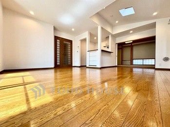 Renovated 4SLDK House with Garden in Setagaya, Tokyo - Thumbnail 2