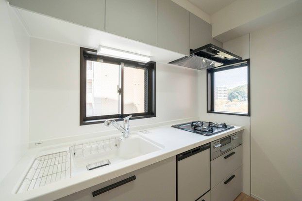 2LDK Apartment for Sale in Hiroshima City, 65.17 sqm - Thumbnail 3