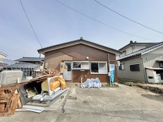 Renovated 2LDK House for Sale in Gosen, Niigata - Thumbnail 2