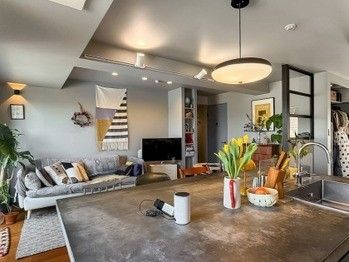 2LDK Apartment in Minami-Azabu, Minato-ku, Tokyo - Thumbnail 3