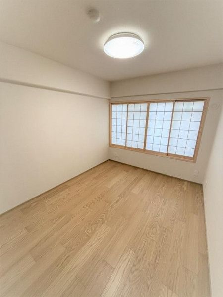 3LDK Renovated Condominium in Kobe Tarumi Ward - Thumbnail 3