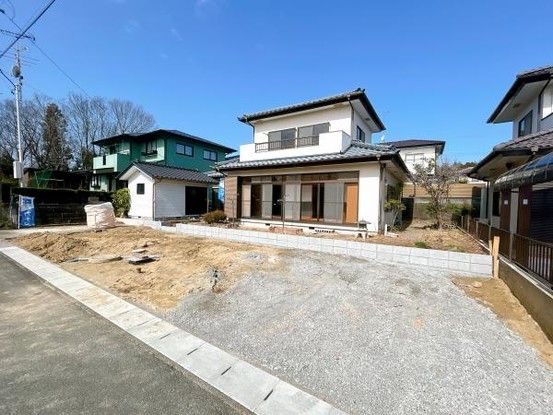 Renovated 4LDK House with 5-Car Parking in Iwaki, Fukushima - Thumbnail 2