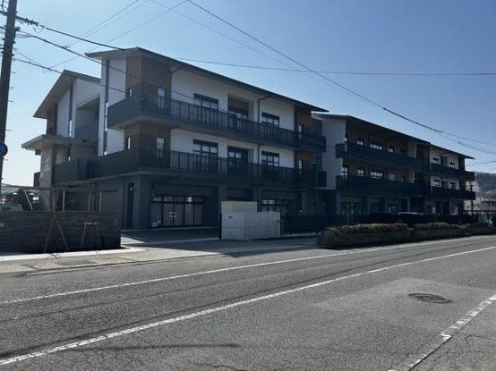 Renovated 2LDK House for Sale in Miyoshi City, Hiroshima - Thumbnail 2