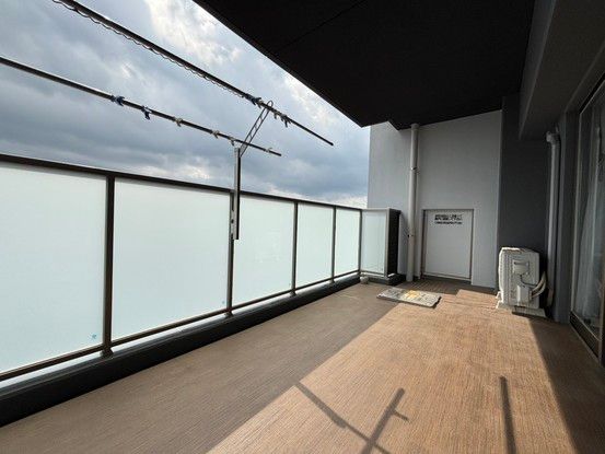 3LDK Apartment for Sale in Karatsu City, Saga – 82.38m² - Thumbnail 4