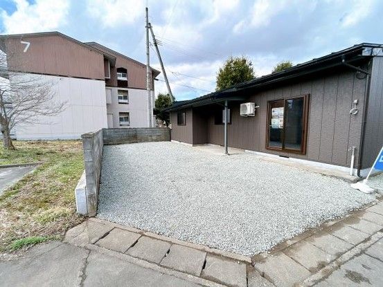 Renovated 3LDK House with Parking for 3+ in Yonezawa - Thumbnail 4