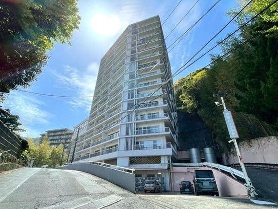 1SLDK Apartment for Sale in Atami, Shizuoka - 60.4 sqm - Thumbnail 2