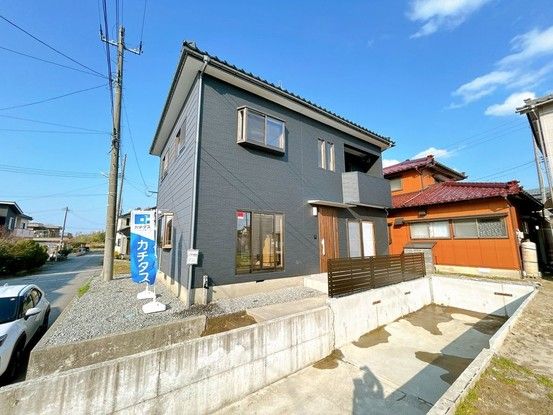 Renovated 4LDK House Near Kanazuka Station, Shibata City - Thumbnail 2