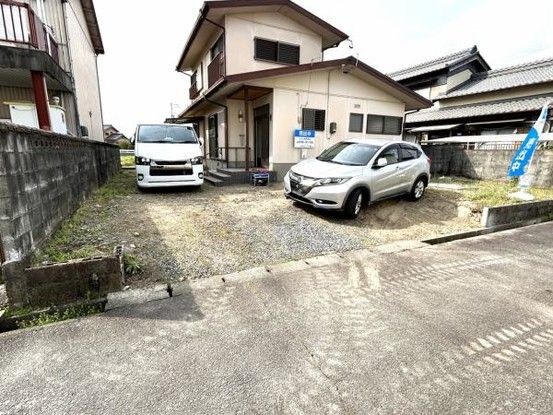 Renovated 4DK Detached House for Sale in Yokkaichi, Mie - Thumbnail 3