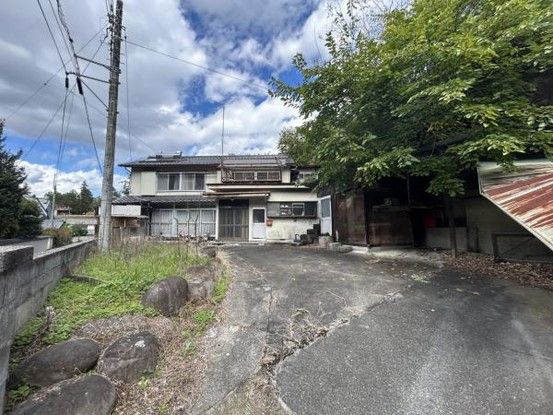 8DK Detached House for Sale in Kurozawa, Yamanashi - Thumbnail 4