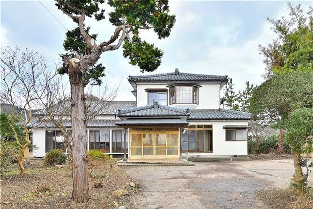 Traditional 9DK House with Large Garden and Workshop in Niigata - Main Image