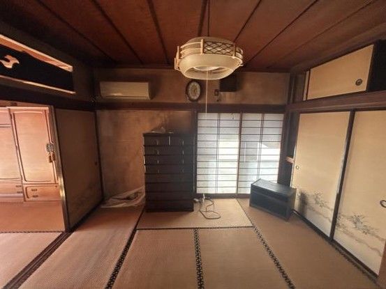 2LDK Detached House for Sale in Kofu, Yamanashi with 2026 Renovation - Thumbnail 3