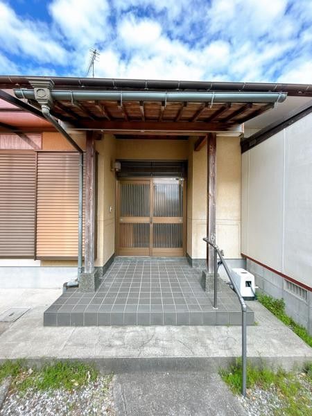 3LDK Renovated House for Sale in Uki City, Kumamoto - Thumbnail 3