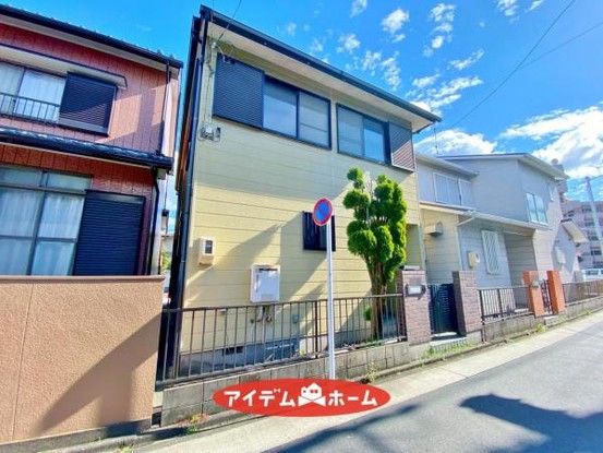 4LDK Corner Lot House with Renovation in Nagoya Nakagawa Ward - Thumbnail 2