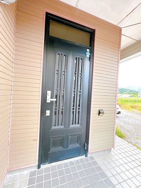 Renovated 4LDK House in Nobeoka, Miyazaki - Thumbnail 2