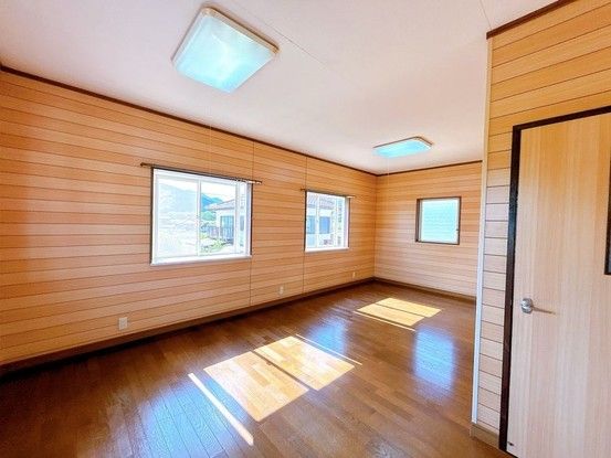 Renovated 4LDK House in Nobeoka, Miyazaki - Thumbnail 4