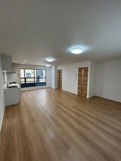 Renovated 4LDK House in Nishinomiya near Hanshin and Hankyu Lines - Thumbnail 4