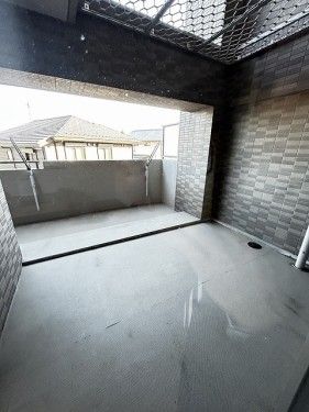 Renovated 3LDK Apartment for Sale in Mizuho Ward, Nagoya - Thumbnail 2