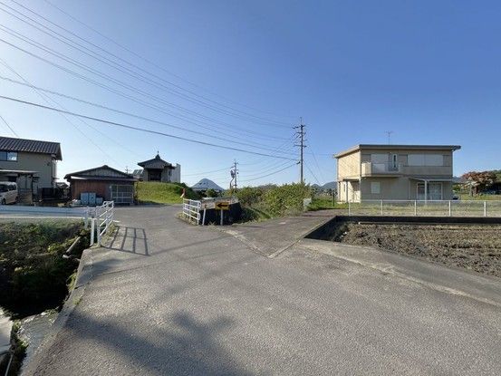 Renovated 3LDK House in Marugame City with Large Land - Thumbnail 4