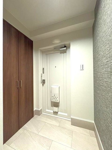 2LDK Renovated Apartment Near Gotomachi Station, Nagasaki - Thumbnail 3