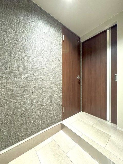 2LDK Renovated Apartment Near Gotomachi Station, Nagasaki - Thumbnail 4