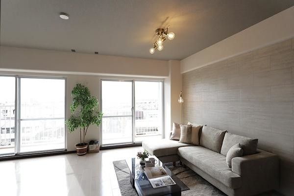 Renovated 2LDK Apartment for Sale in Nishiyodogawa, Osaka - Thumbnail 3