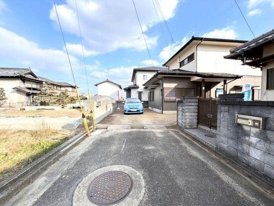 Renovated 3LDK House Near Ido Station in Miki Town, Kagawa - Thumbnail 2